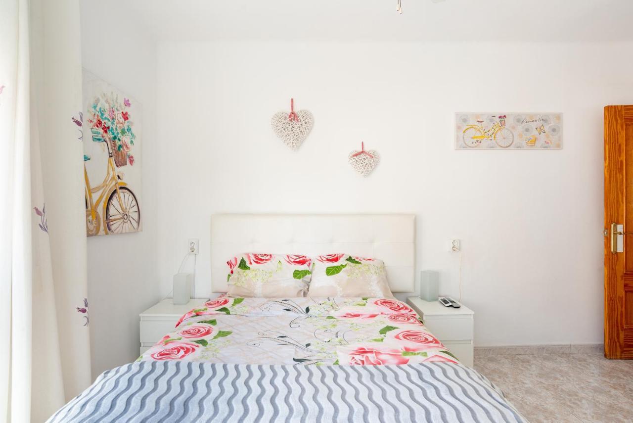 Rooms Breeze & Sun Málaga Esterno foto